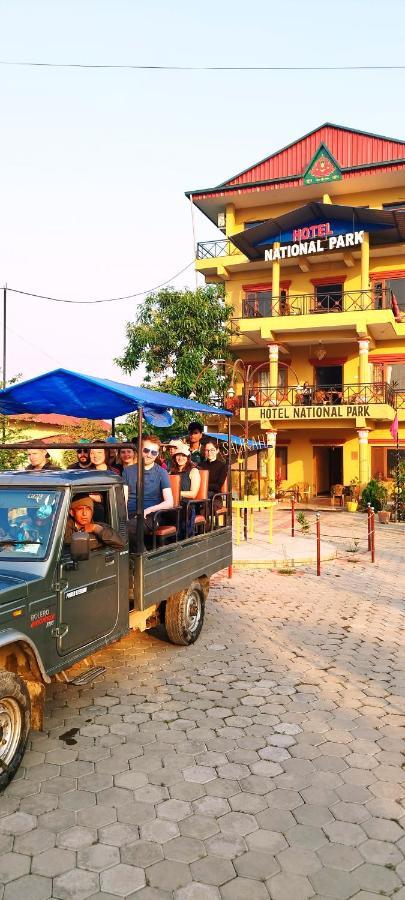 Hotel National Park- A Peaceful Family Home Where You Can Stay Peace And Enjoy And Organize The Wildlife Safari チトワン エクステリア 写真