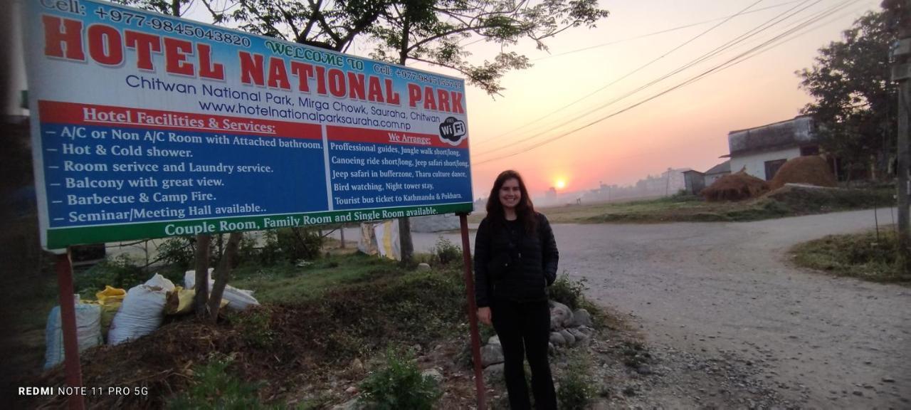 Hotel National Park- A Peaceful Family Home Where You Can Stay Peace And Enjoy And Organize The Wildlife Safari チトワン エクステリア 写真